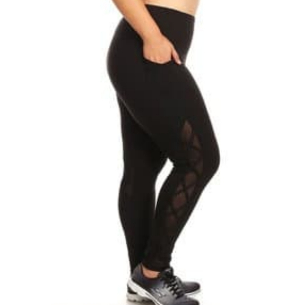 Curvy Black Leggings - Picture 1 of 5